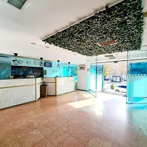 Mojo Hotel