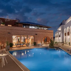 Mercure Conacul Cozieni Hotel